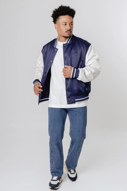 aqueta New Balance Athletics Varsity Produto aqueta New Balance Athletics Varsity