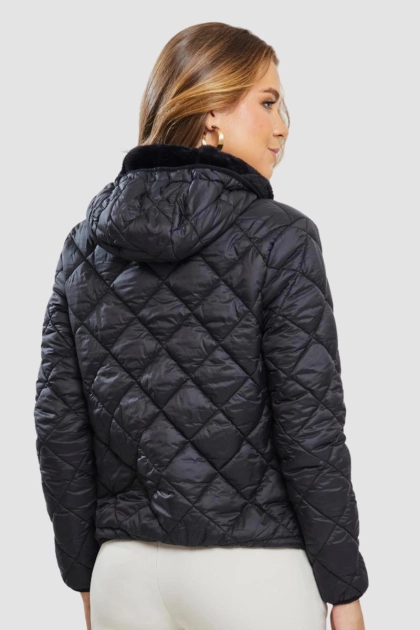 Jaqueta Aishty Nylon Texturas Feminina Preta Produto Jaqueta Aishty Nylon Texturas Feminina Preta