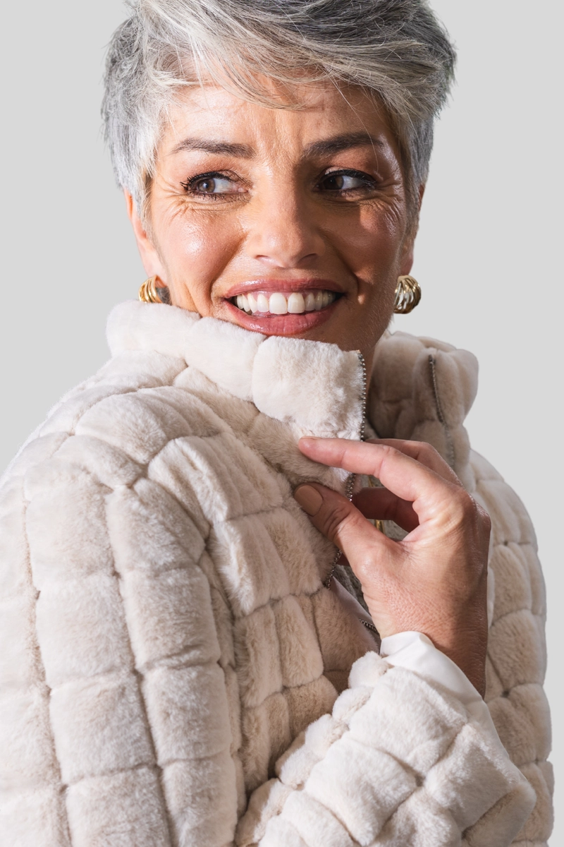 Jaqueta Crocker Pelo Feminina Bege
