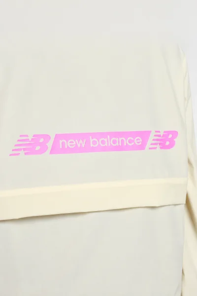 Jaqueta Feminina Corta Vento New Balance Off White Produto Jaqueta Feminina Corta Vento New Balance Off White