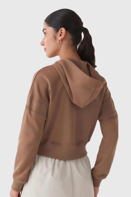 Jaqueta New Balance Cropped Athletics Feminina Marrom Produto Jaqueta New Balance Cropped Athletics Feminina Marrom