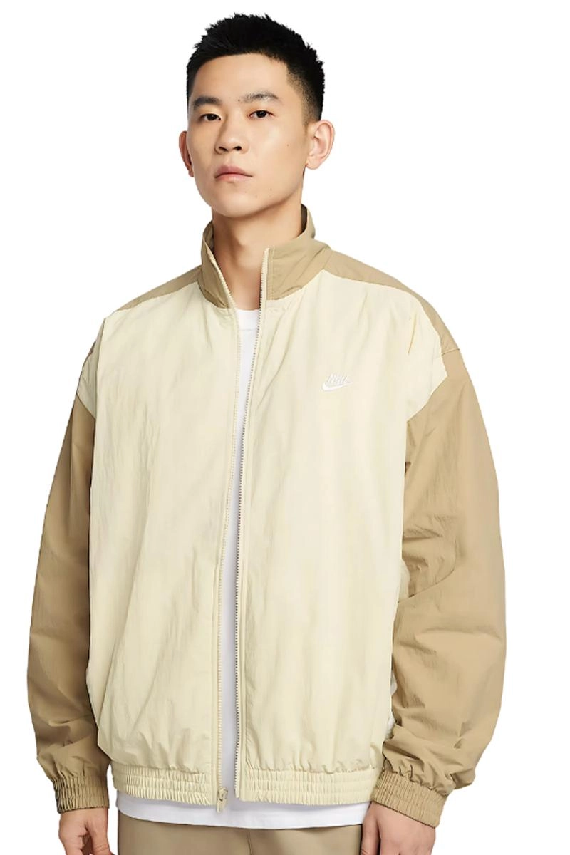 Jaqueta Nike Club Woven Masculina Bege