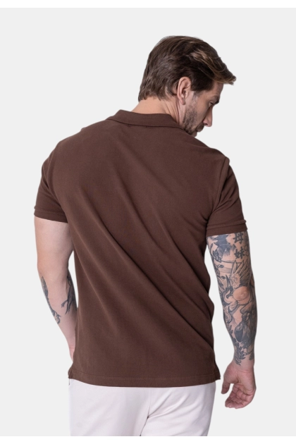 Polo Calvin Klein Manga Curta Slim Fit Masculina Marrom Produto Polo Calvin Klein Manga Curta Slim Fit Masculina Marrom
