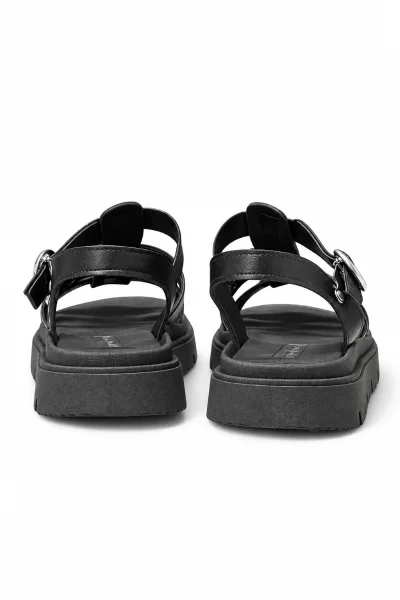 Sandália Feminina Flatform Moleca Tratorada Preto Produto Sandália Feminina Flatform Moleca Tratorada Preto