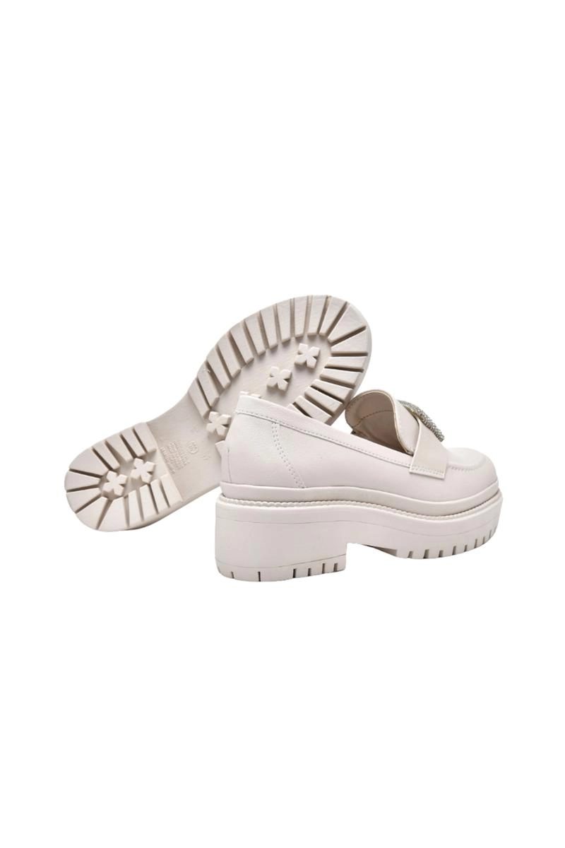 Sapato Via Marte Loafer Fivela Strass Brilhosa Feminino Bege Produto Sapato Via Marte Loafer Fivela Strass Brilhosa Feminino Bege