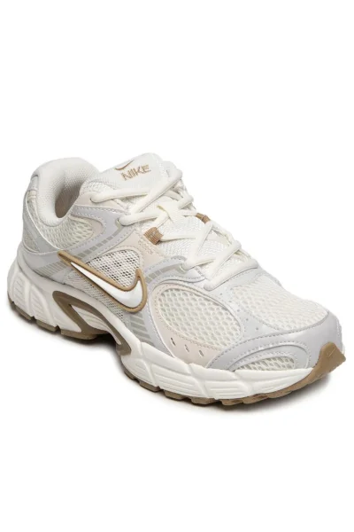 Produto Tênis Feminino Nike V5 Run Branco e Marrom