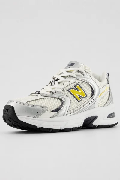 Tênis New Balance Unissex 530 Prata e Amarelo Produto Tênis New Balance Unissex 530 Prata e Amarelo