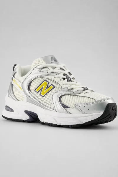 Tênis New Balance Unissex 530 Prata e Amarelo Produto Tênis New Balance Unissex 530 Prata e Amarelo