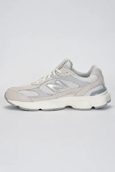 Tênis New Balance Unissex 603 Branco Bege Claro Produto Tênis New Balance Unissex 603 Branco Bege Claro
