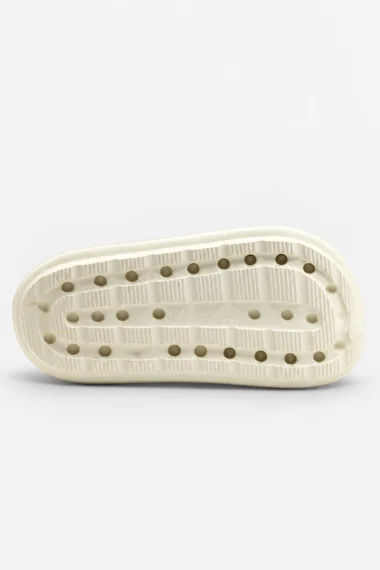 Babuche Feminina Molekinha Off White com Apliques Dourados Babuche Feminina Molekinha Off White com Apliques Dourados