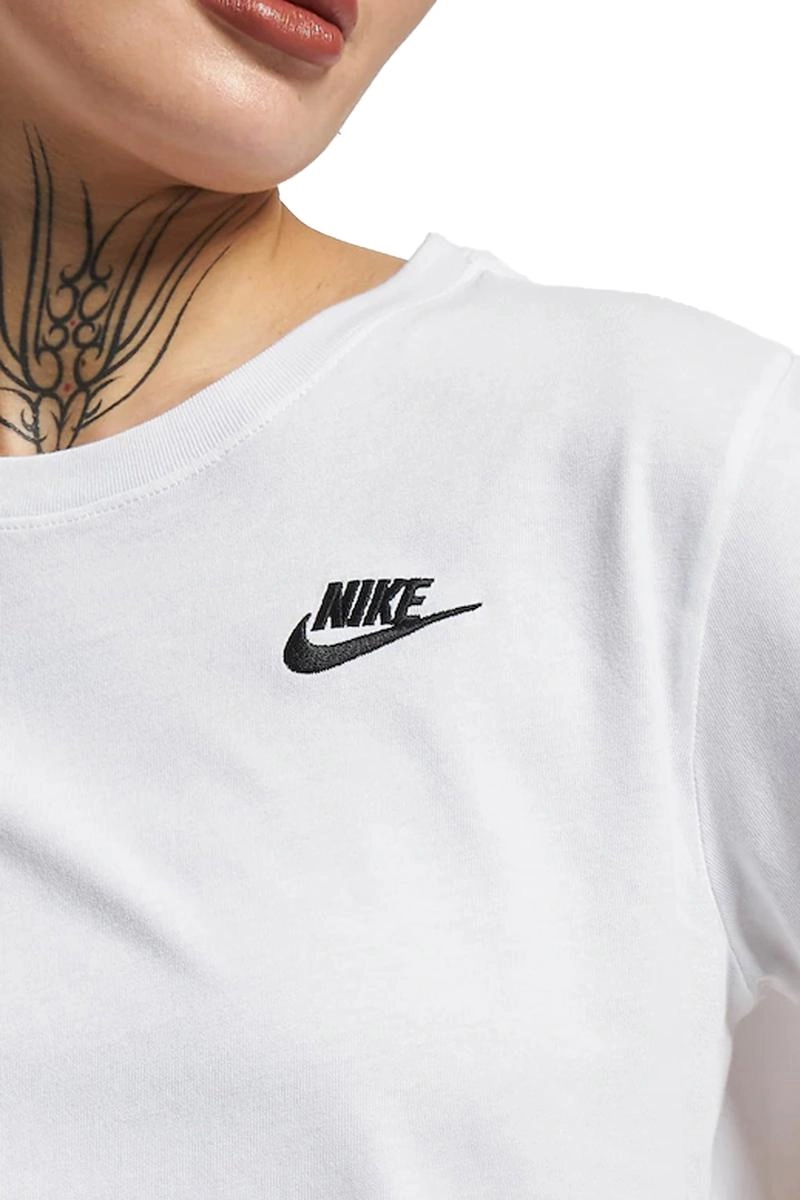 Blusa Nike Manga Curta Alongada Tee Club Feminina Branca