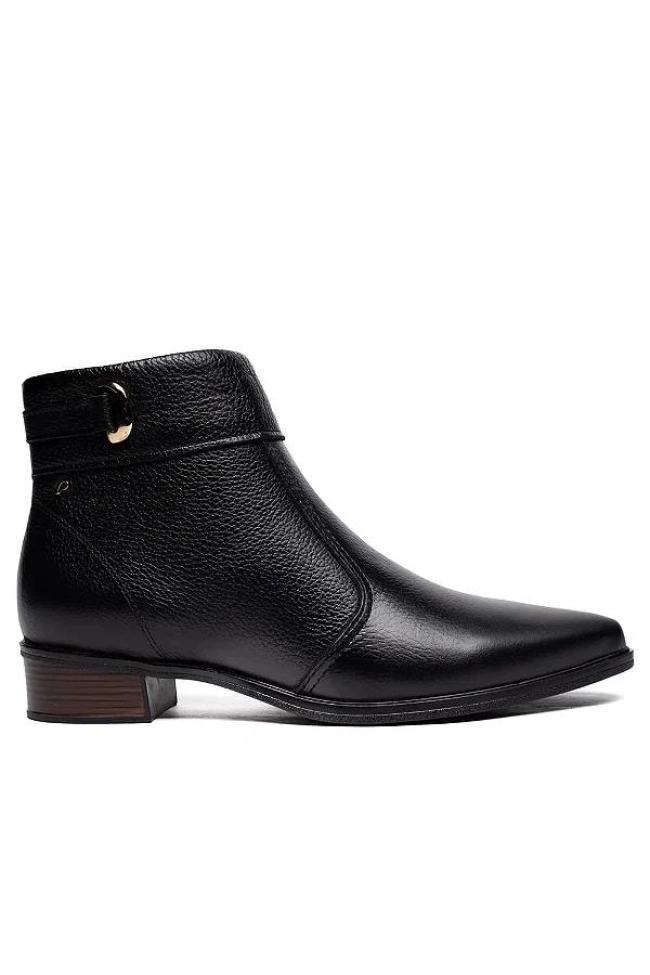 Bota Pegada Feminina em Couro Cano Curto Preto Produto - Bota Pegada Feminina em Couro Cano Curto Preto