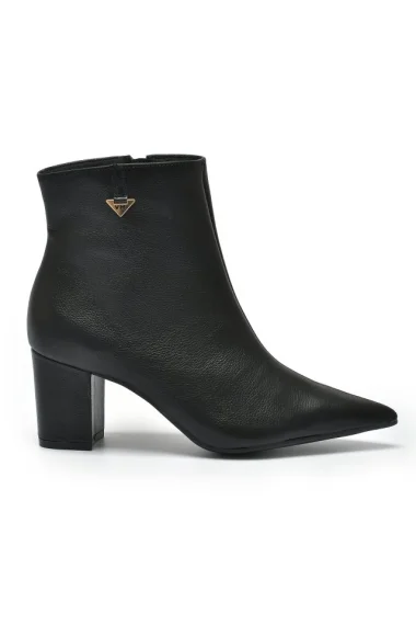 Produto - Bota Via Marte Couro Atenas Cano Curto Feminina Preta