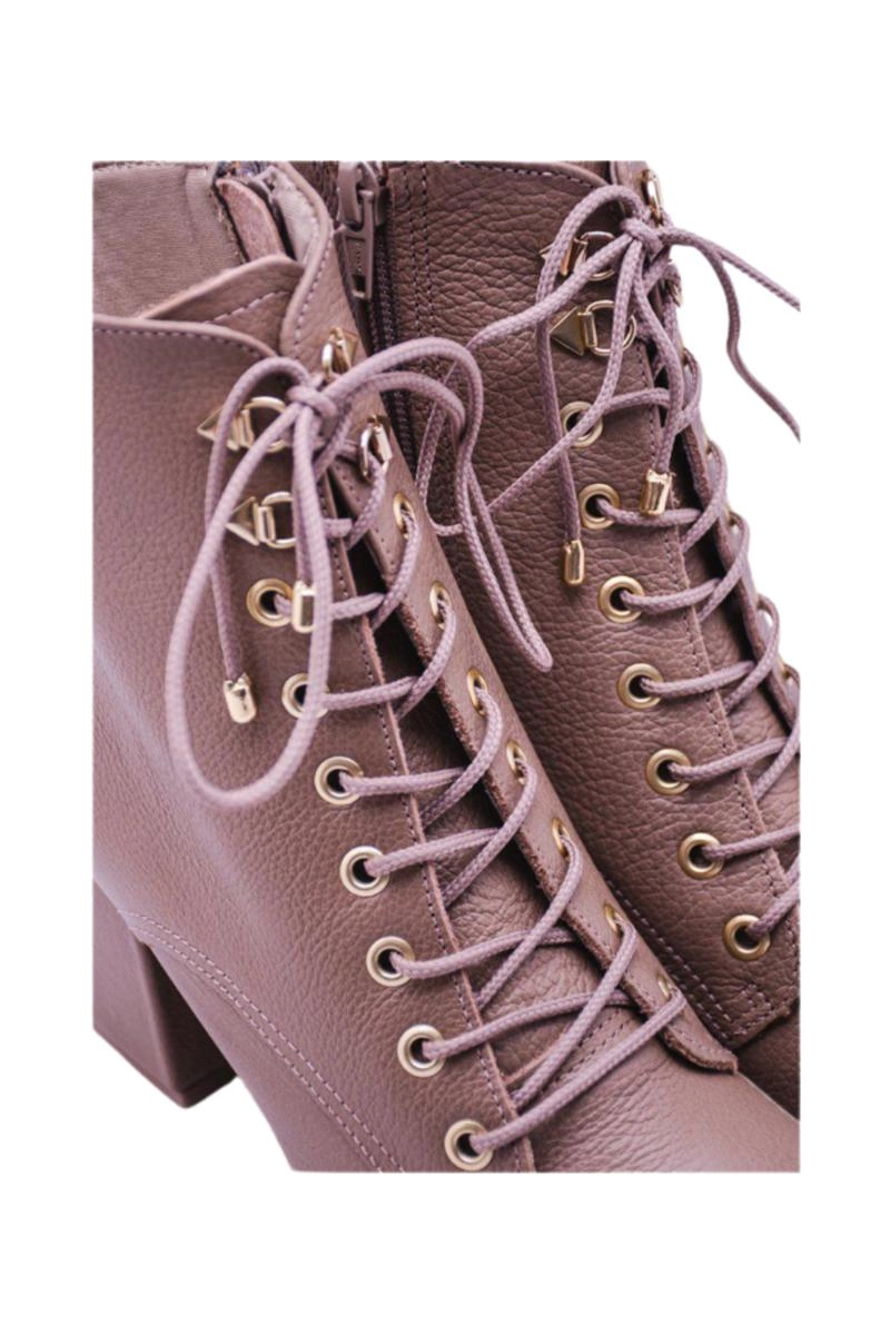 Bota Via Marte Couro Cano Curto Cadarço Feminina Tan Bota Via Marte Couro Cano Curto Cadarço Feminina Tan