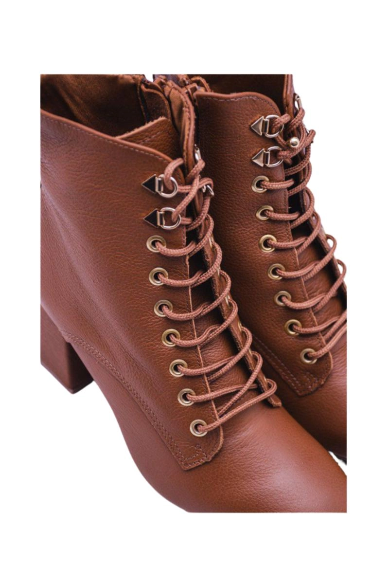 Bota Via Marte Couro Cano Curto Feminina