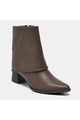 Bota Via Marte Couro Salto Bloco Virada Feminina Cinnamon Bota Via Marte Couro Salto Bloco Virada Feminina Cinnamon