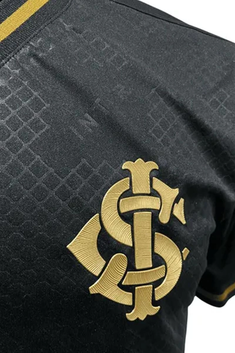 Camiseta Betel Internacional Manga Curta Preta e Dourado Camiseta Betel Internacional Manga Curta Preta e Dourado
