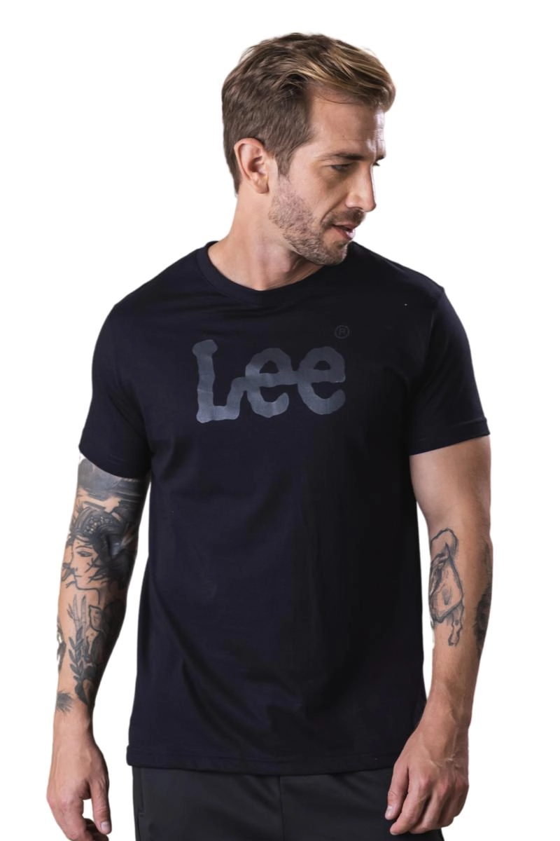 Camiseta Lee Manga Curta Logo Lee Masculina Preta Camiseta Lee Manga Curta Logo Lee Masculina Preta