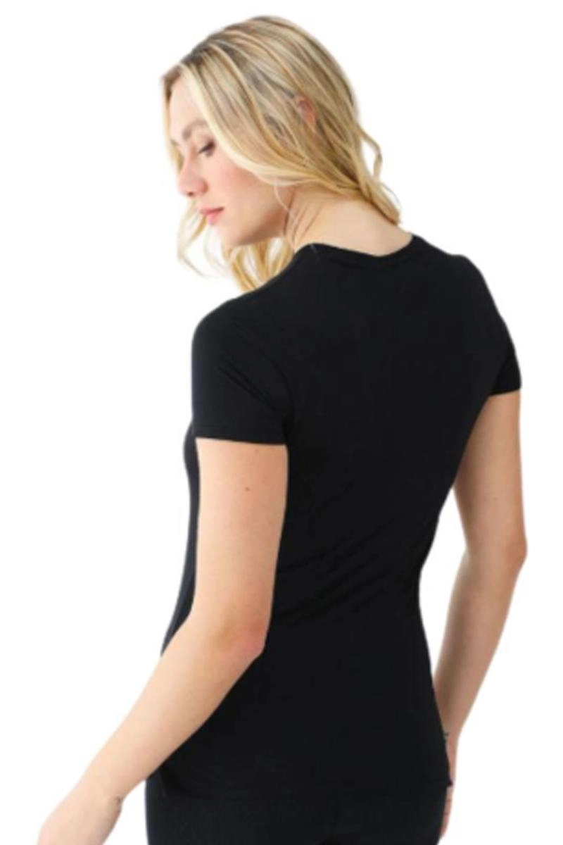 Camiseta New Balance Sports Essentials Feminina