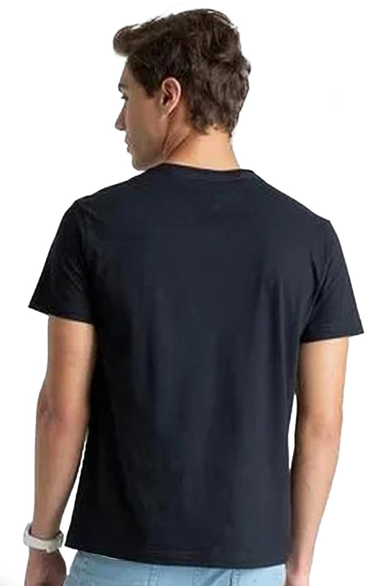 Camiseta Tommy Hilfiger Basic Masculina