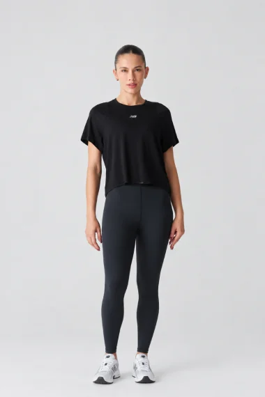 Camiseta Feminina New Balance Preto Infinity Propel Camiseta Feminina New Balance Preto Infinity Propel
