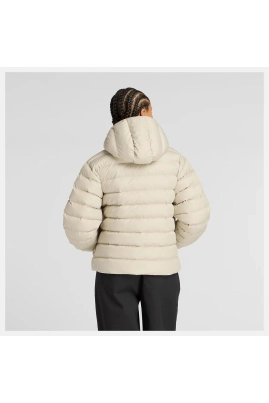Jaqueta Feminina Puffer Sport Essentials New Balance Creme Jaqueta Feminina Puffer Sport Essentials New Balance Creme
