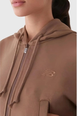 Jaqueta New Balance Cropped Athletics Feminina Marrom Jaqueta New Balance Cropped Athletics Feminina Marrom