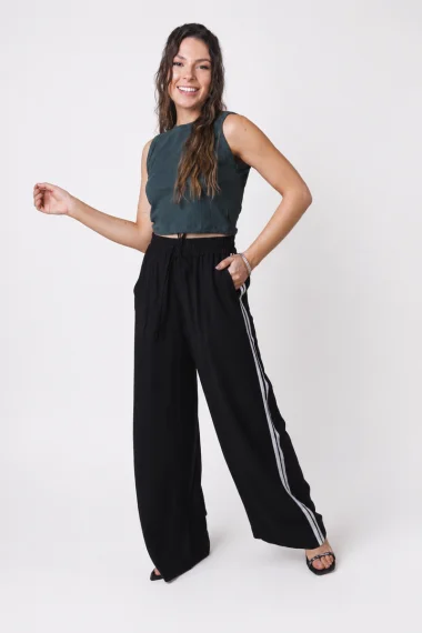 Regata Feminina Cropped Canelada Gabip Militar Regata Feminina Cropped Canelada Gabip Militar