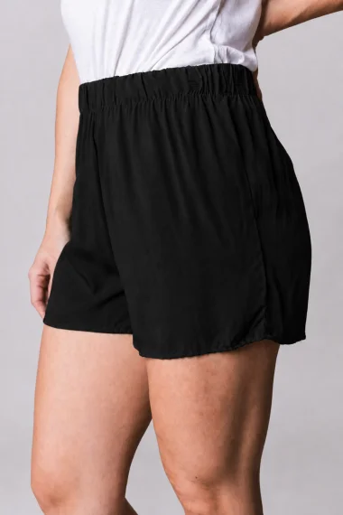 Shorts Aishty Curto Feminino Preto Shorts Aishty Curto Feminino Preto