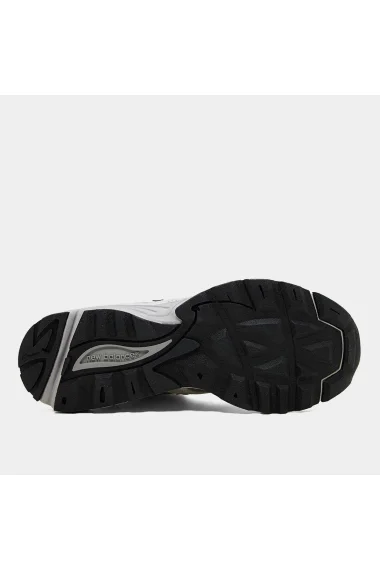 Tênis New Balance 880R Masculino Bege Claro Cinza Tênis New Balance 880R Masculino Bege Claro Cinza