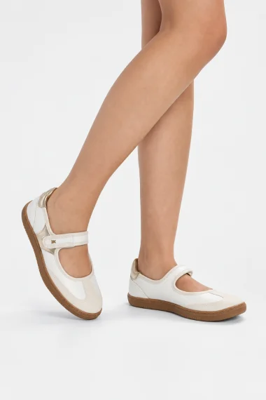 Tênis Sapatilha Feminino Via Marte Dourado Off white Tênis Sapatilha Feminino Via Marte Dourado Off white