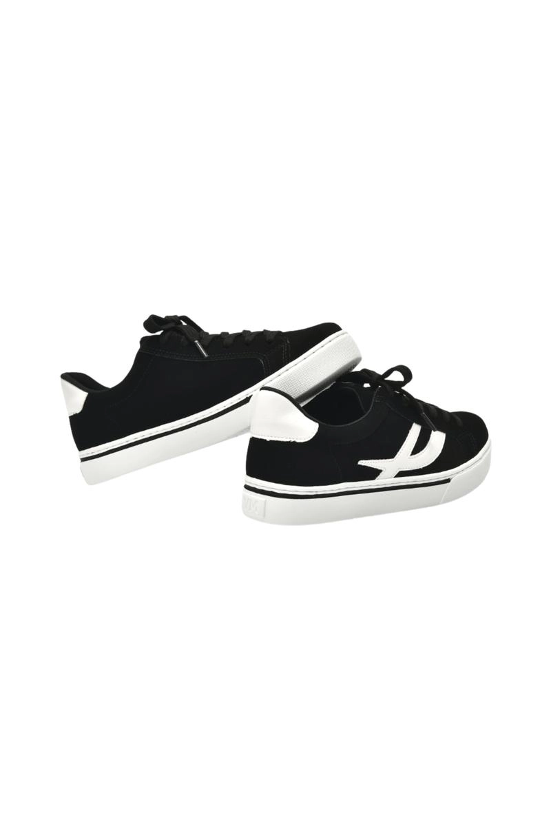 Tênis Via Marte Casual Street Feminino Preto e Branco Tênis Via Marte Casual Street Feminino Preto e Branco