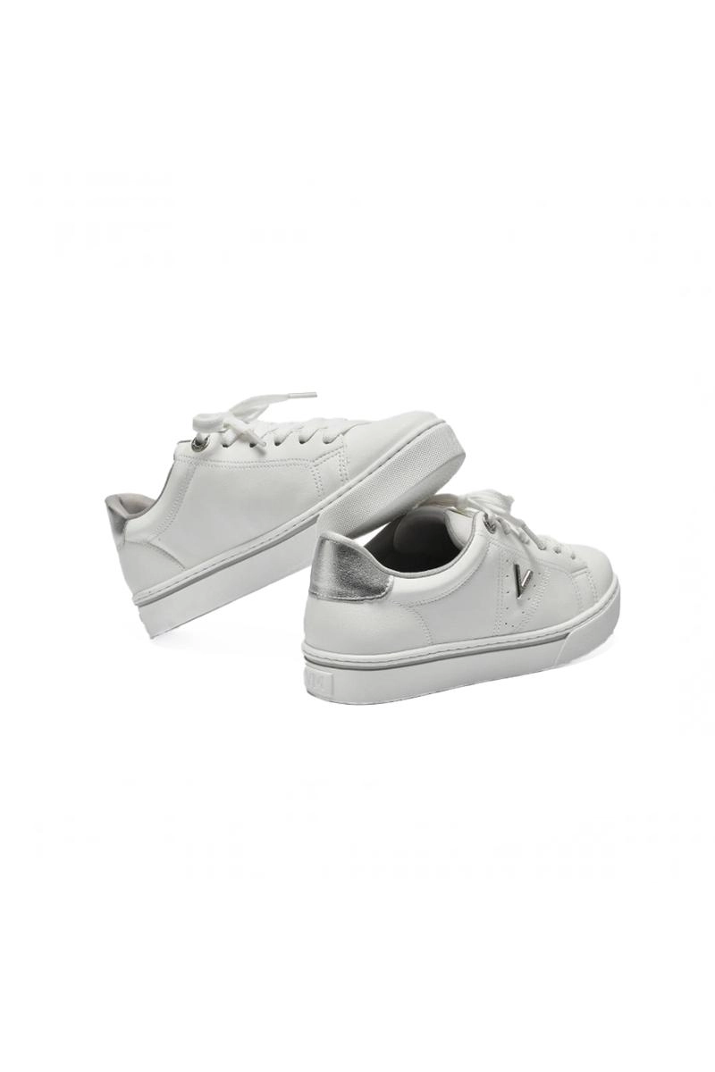 Tênis Via Marte Casual Metais Feminino Branco com Prata Tênis Via Marte Casual Metais Feminino Branco com Prata