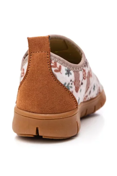 Tênis Novopé Super Flex Infantil Flores e Capivaras Marrom Tênis Novopé Super Flex Infantil Flores e Capivaras Marrom